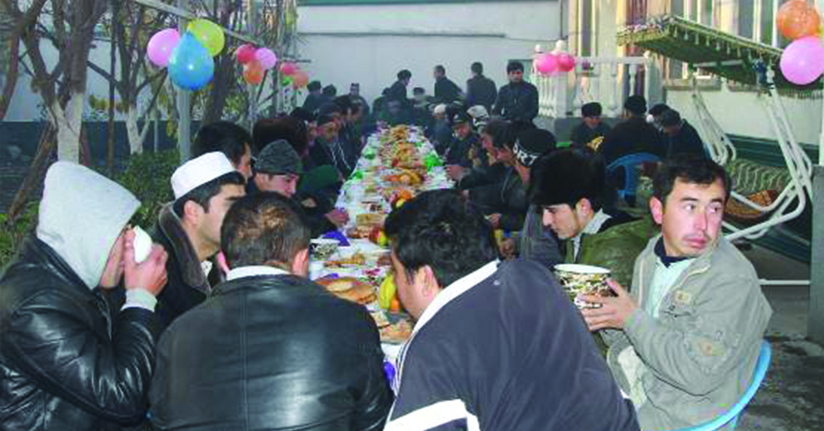 A large group of people at a wedding.