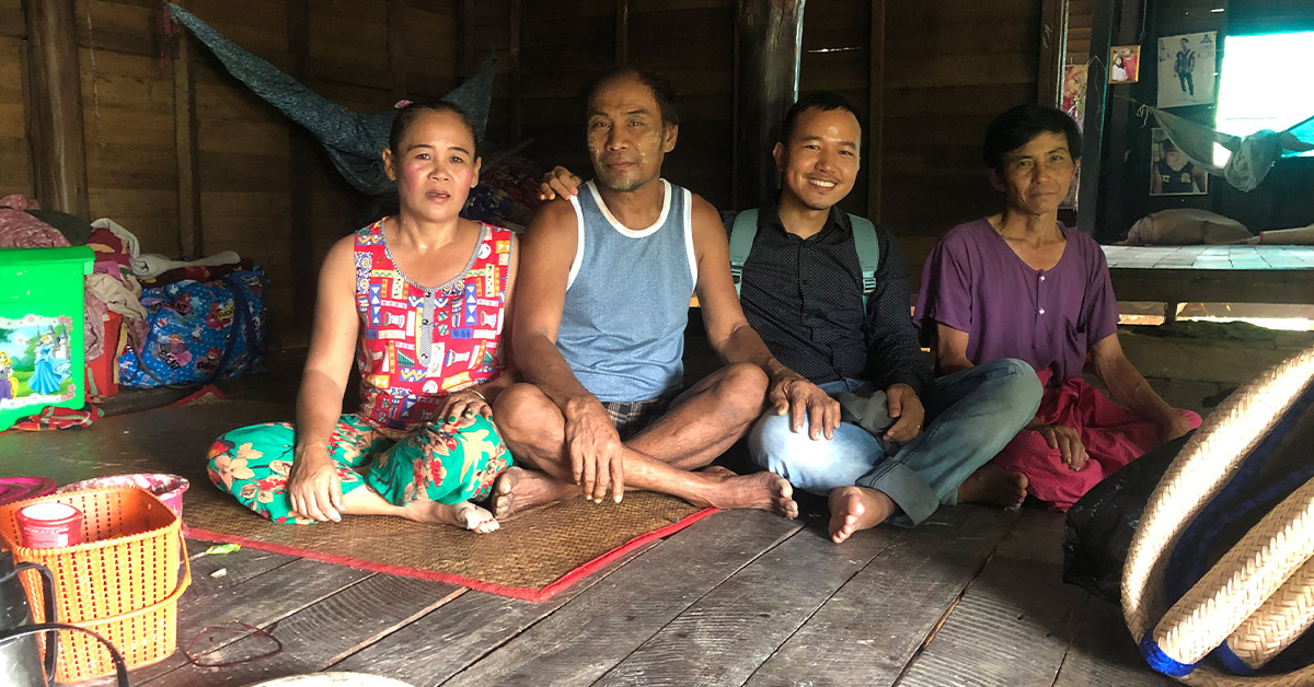 A group of GHNI workers at a Myanmar home.