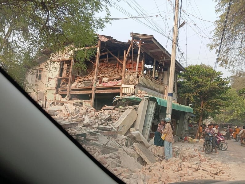 Emergency Situation After 7.7 Magnitude Earthquake