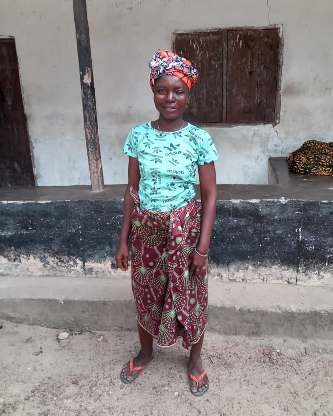 A casual profile photo of Komende TCD beneficiary, Nancy.