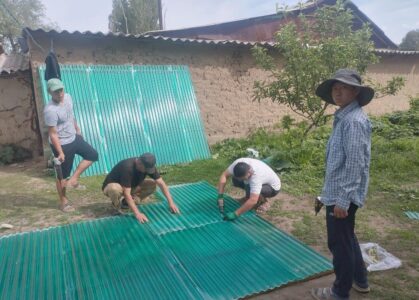 Expanding Experience, Sharing Knowledge
